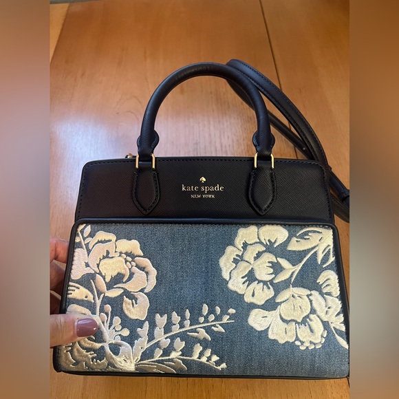 Kate Spade Madison Vase Floral Embroidered Small Satchel, Practically New! - Picture 7 of 8